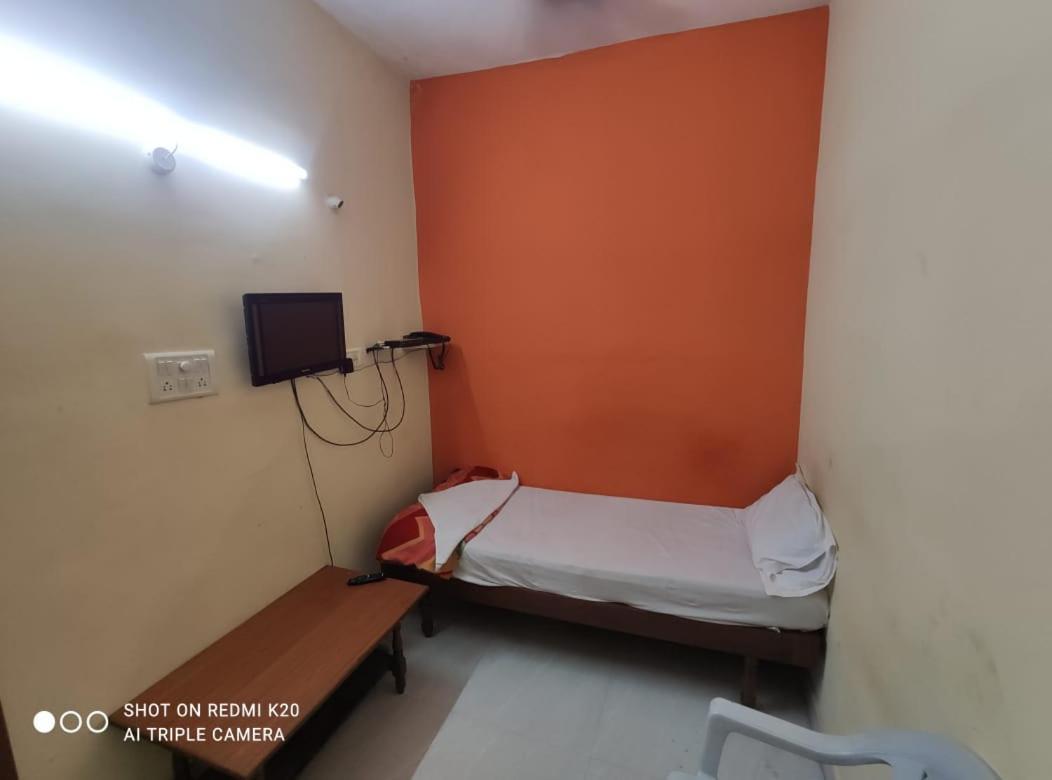 Hotel Sai Nivas Residency Hyderabad Eksteriør billede